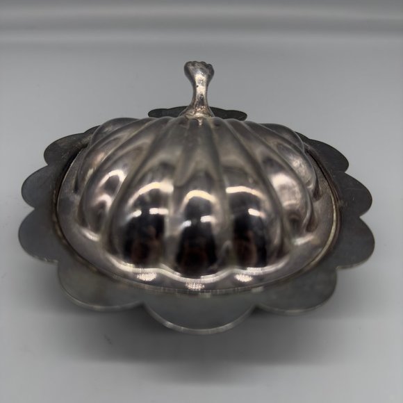Silver Shell Trinket Dish - Picture 3 of 8